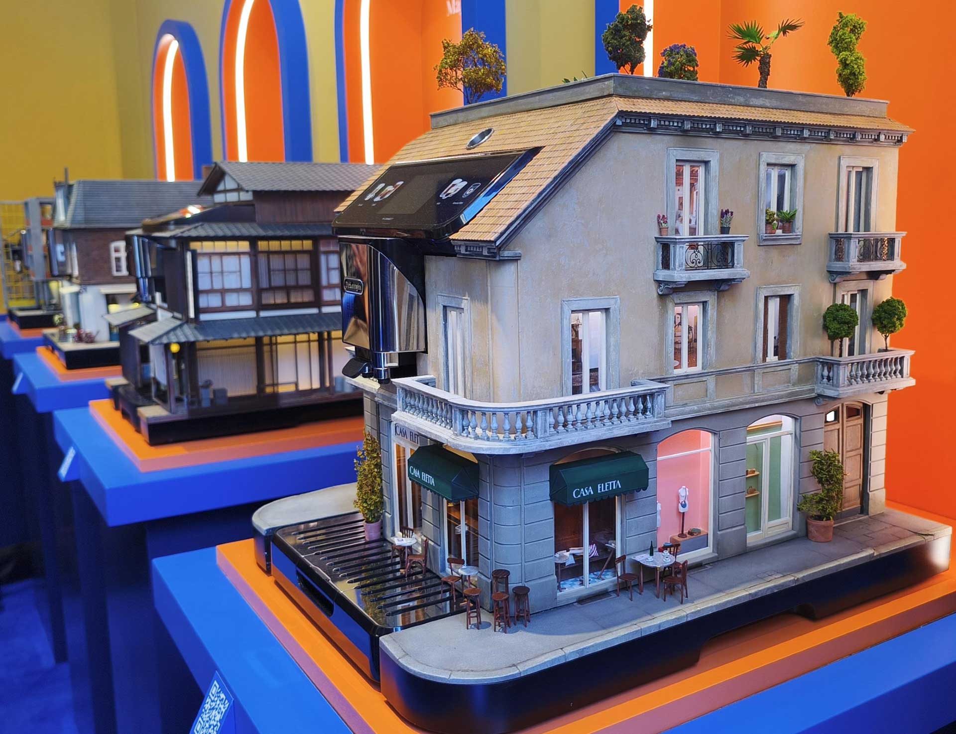 Model-making genius unveils the world's smallest coffee shop
